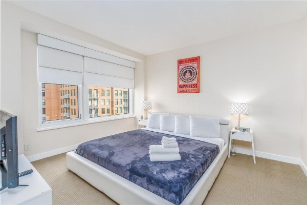 Heaven on Washington Fully Furnished Apartments image 17